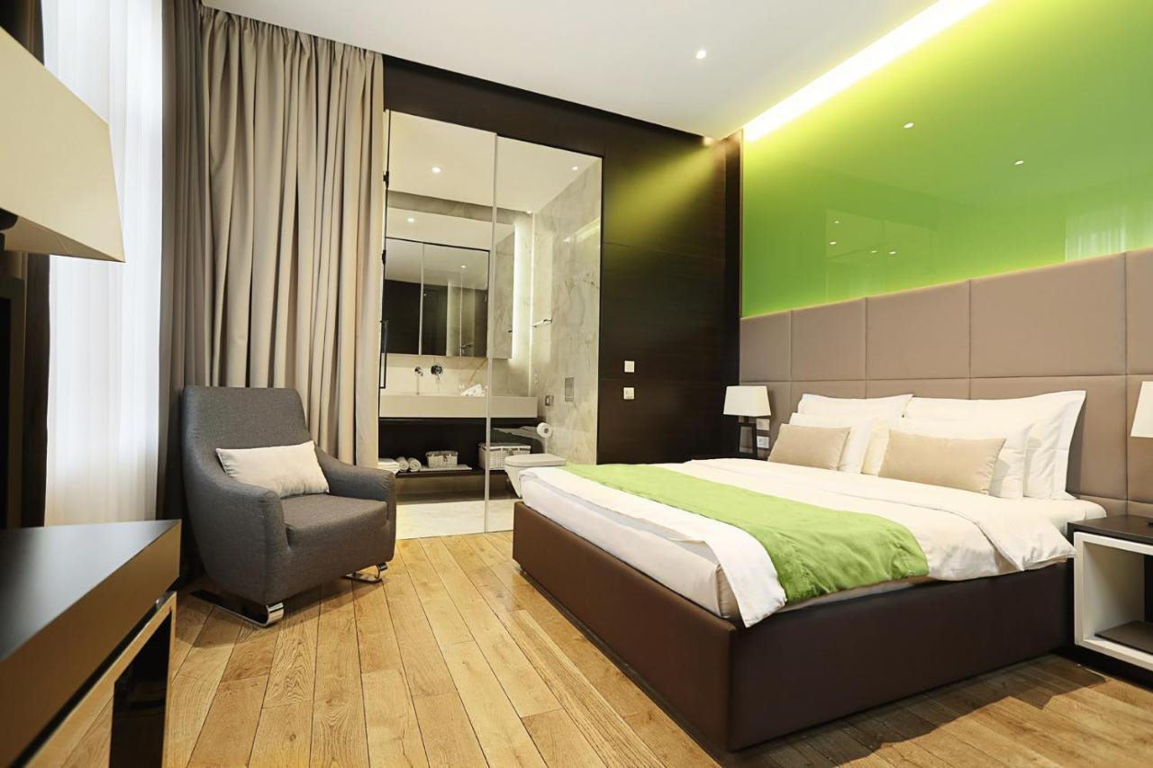 Maccani Black Luxury Suites Belgrad Exteriör bild