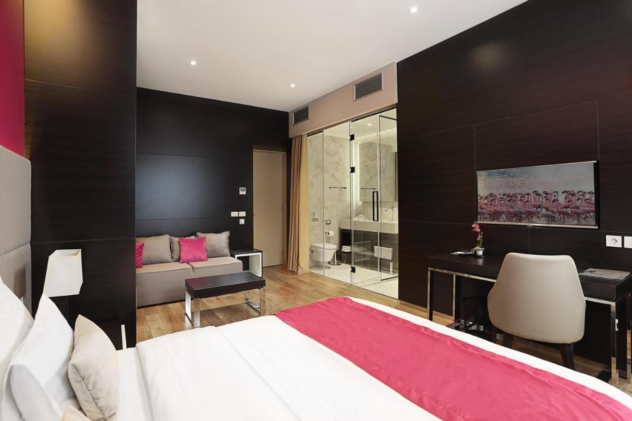 Maccani Black Luxury Suites Belgrad Exteriör bild