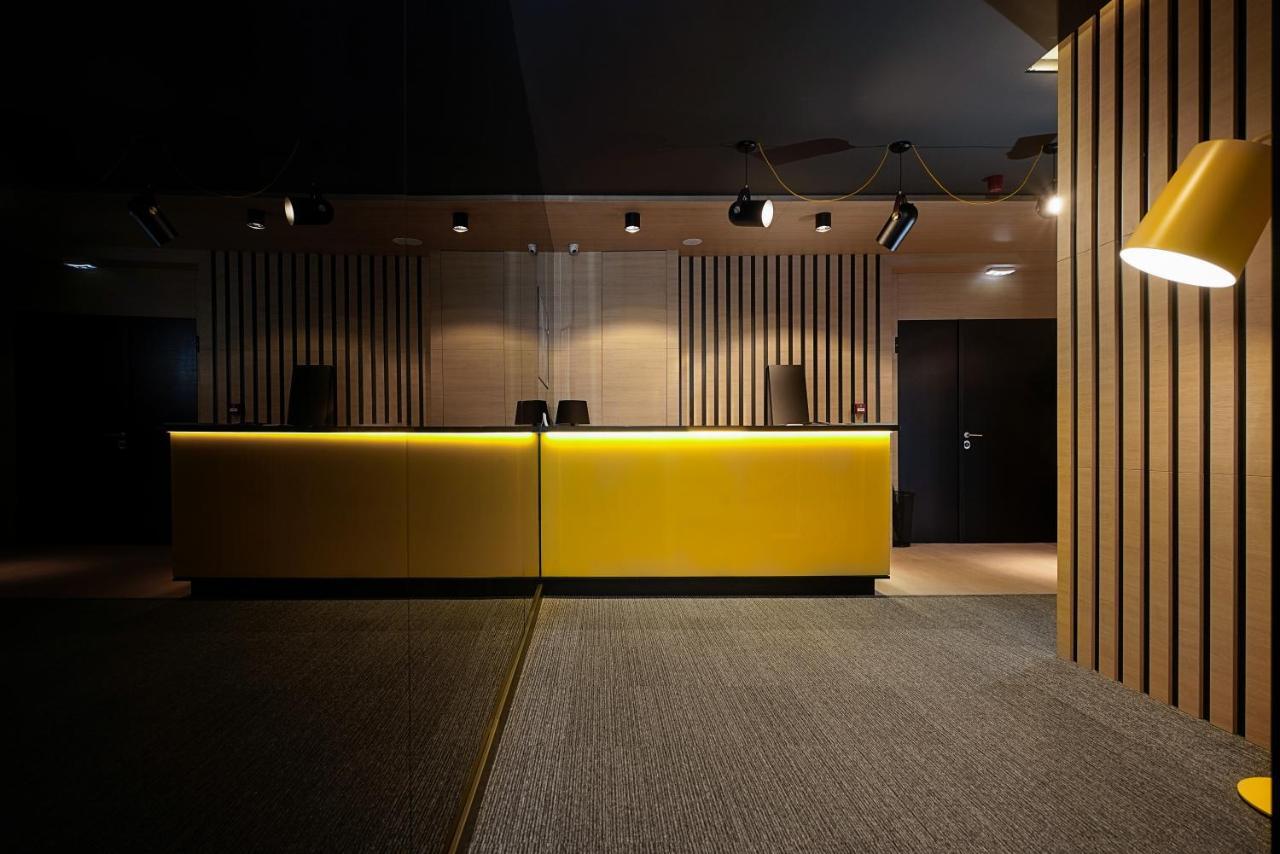 Maccani Black Luxury Suites Belgrad Exteriör bild